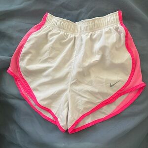 NIKE women’s running training shorts